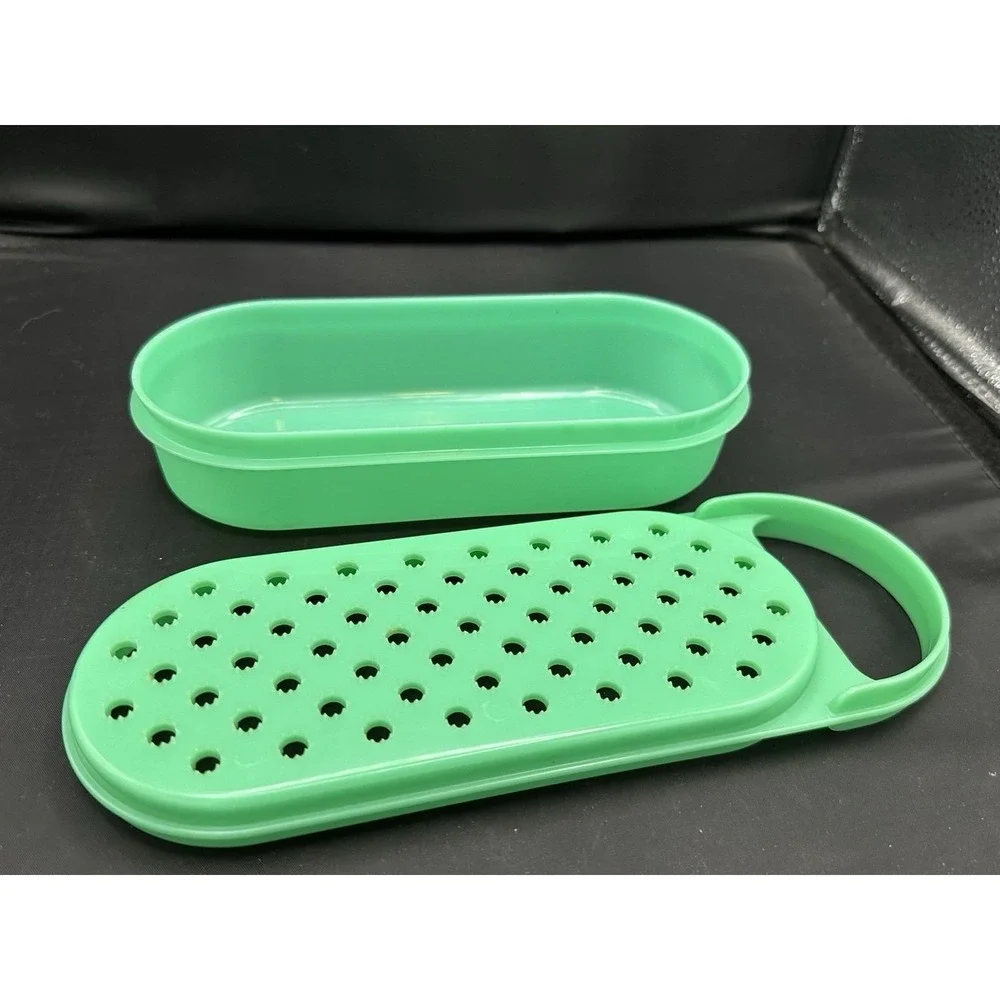 Tupperware cheese grater
